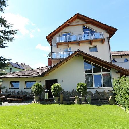 Pensjonat Tara Jelesnia Exterior photo
